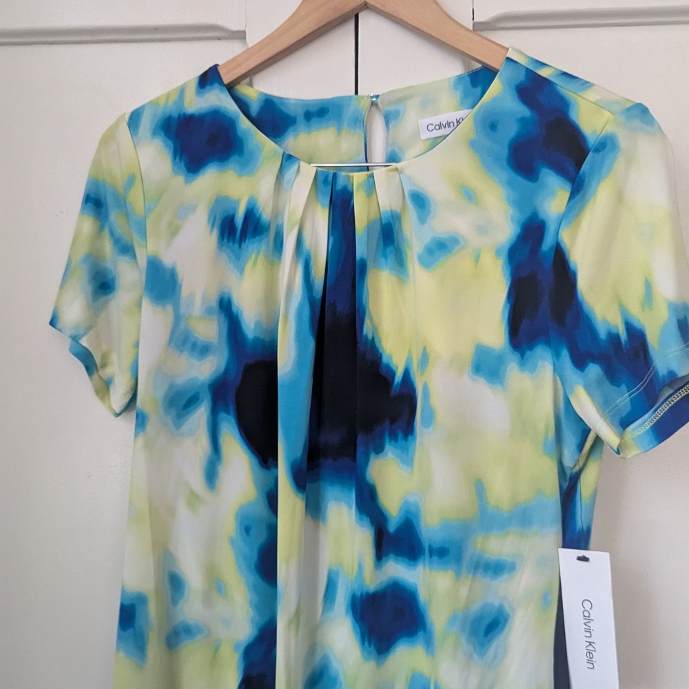 Calvin Klein Pleated Short Sleeve Blouse in Yellow and Blue